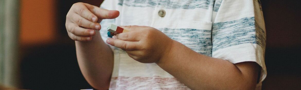 Autizmas: kas tai ir kaip padėti autizmo spektro sutrikimą turintiems vaikams?