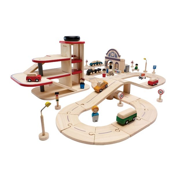 PlanToys lavinimo priemonė - Miesto transporto žaidimų rinkinys su geležinkeliu ir keliais  (PT2621)